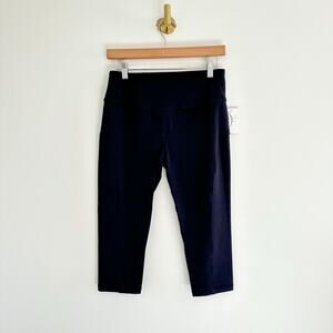 NWT MSP by Miraclesuit Tummy Control Mid Rise Capri Pants Black M